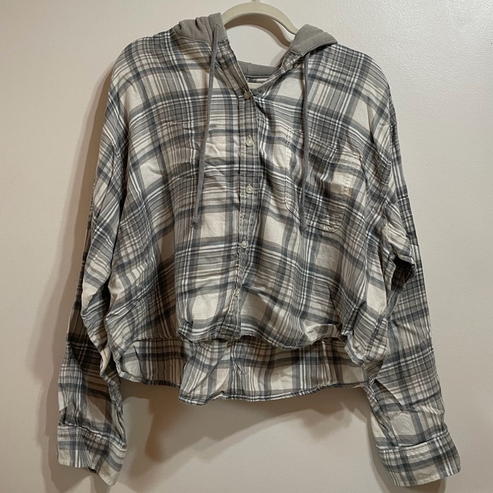 American Eagle Outfitters Plaid Flannel Hooded Button-Up Cropped Shirt